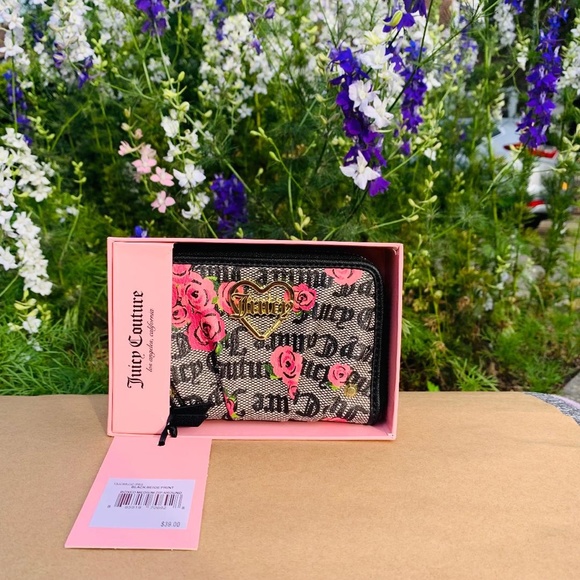 Juicy Couture Wallet - Picture 10 of 10